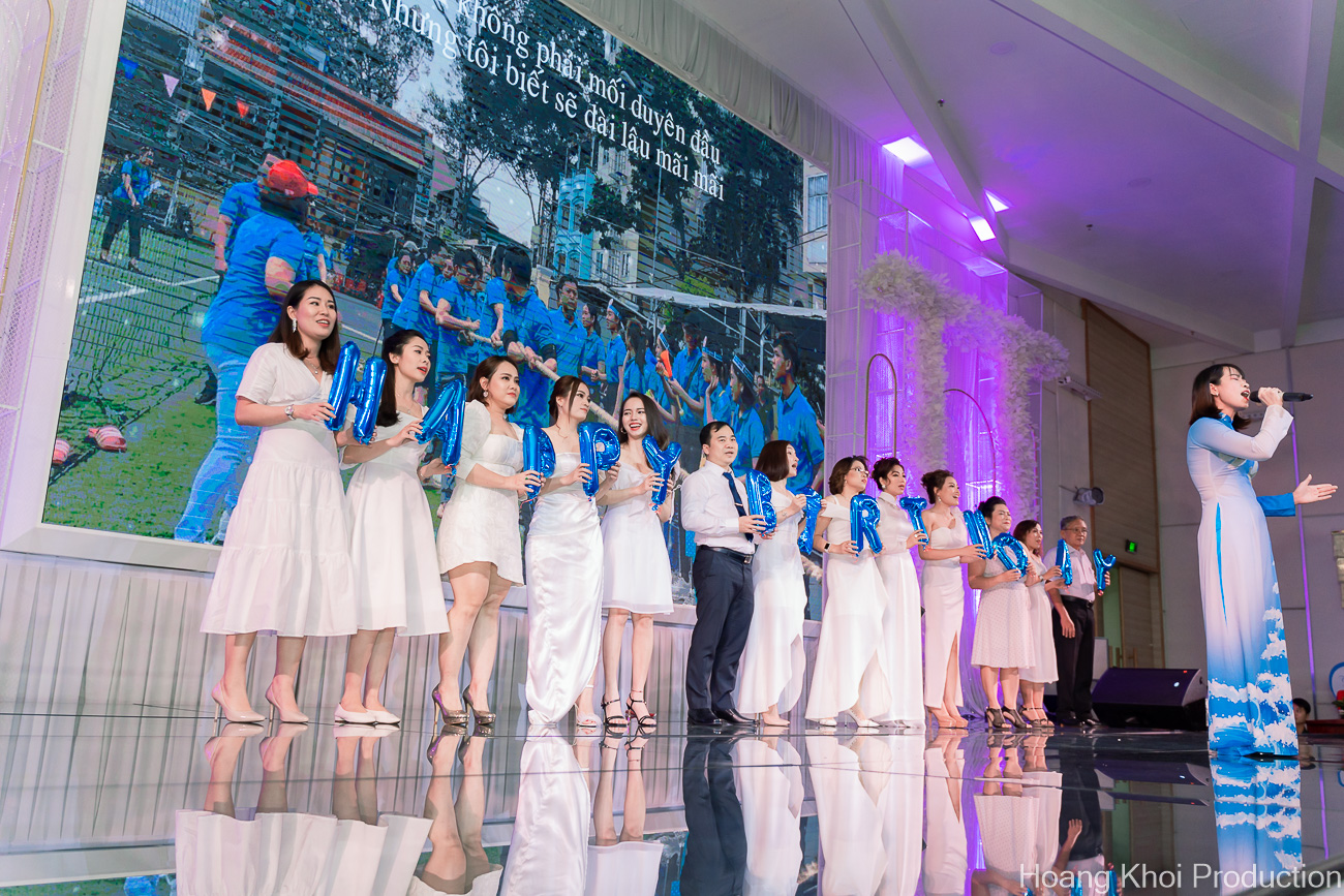 Chương trình văn nghệ cho buổi lễ