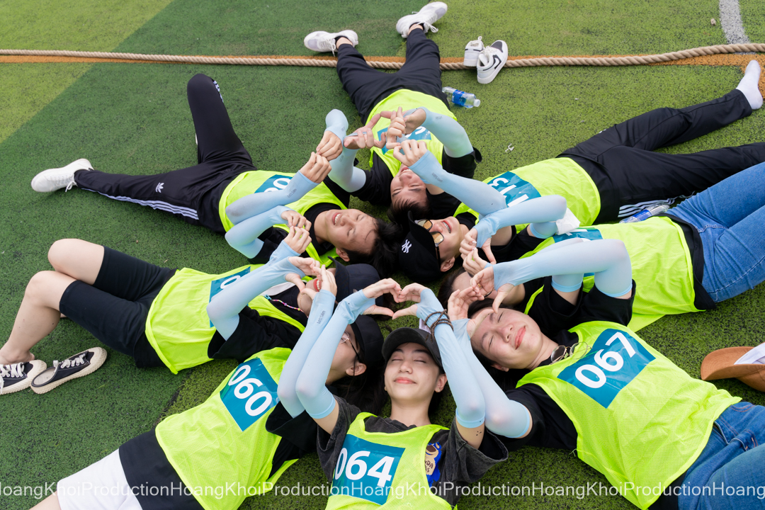 Bộ ảnh chụp teambuilding tại sân bóng đá Chu Văn AN, Bình Thạnh