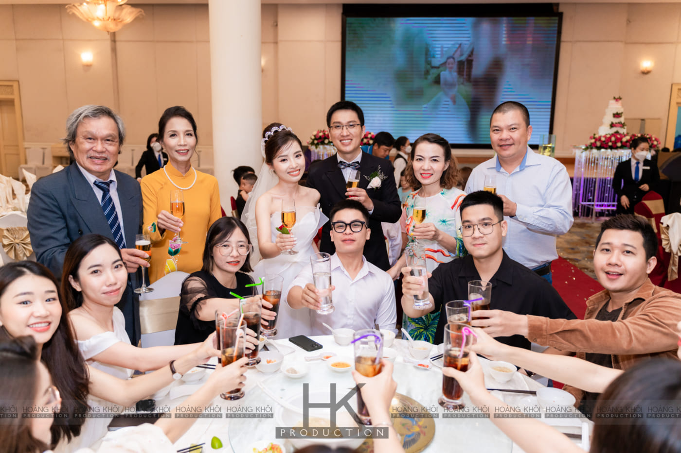 Thiệp báo hỷ là gì?