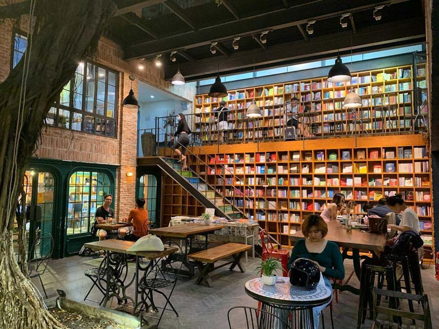 Mẫu thiết kế quán cafe sách