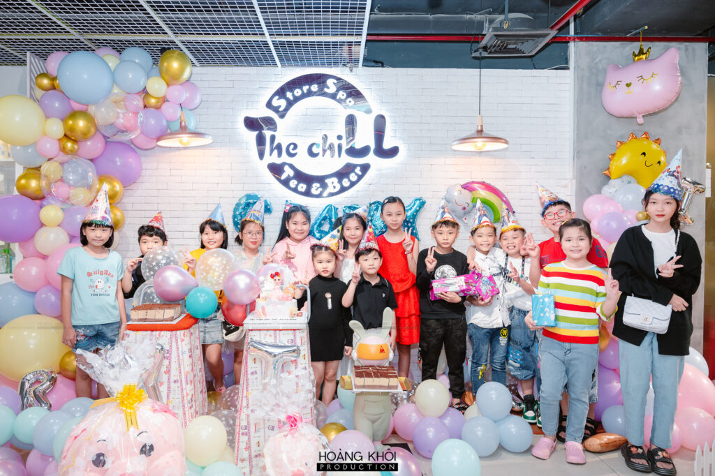 Hoàng Khôi Production chụp ảnh sinh nhật cho bé tại không gian chill